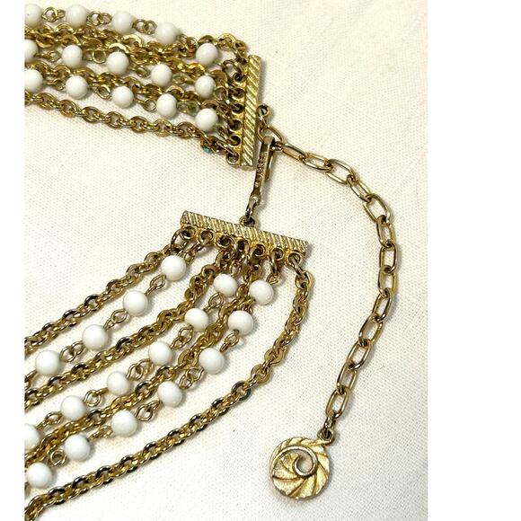 Vintage Lisner Multistrand Necklace Gold Tone White Clear Lucite Beads 1950s-60s - Picture 3 of 10